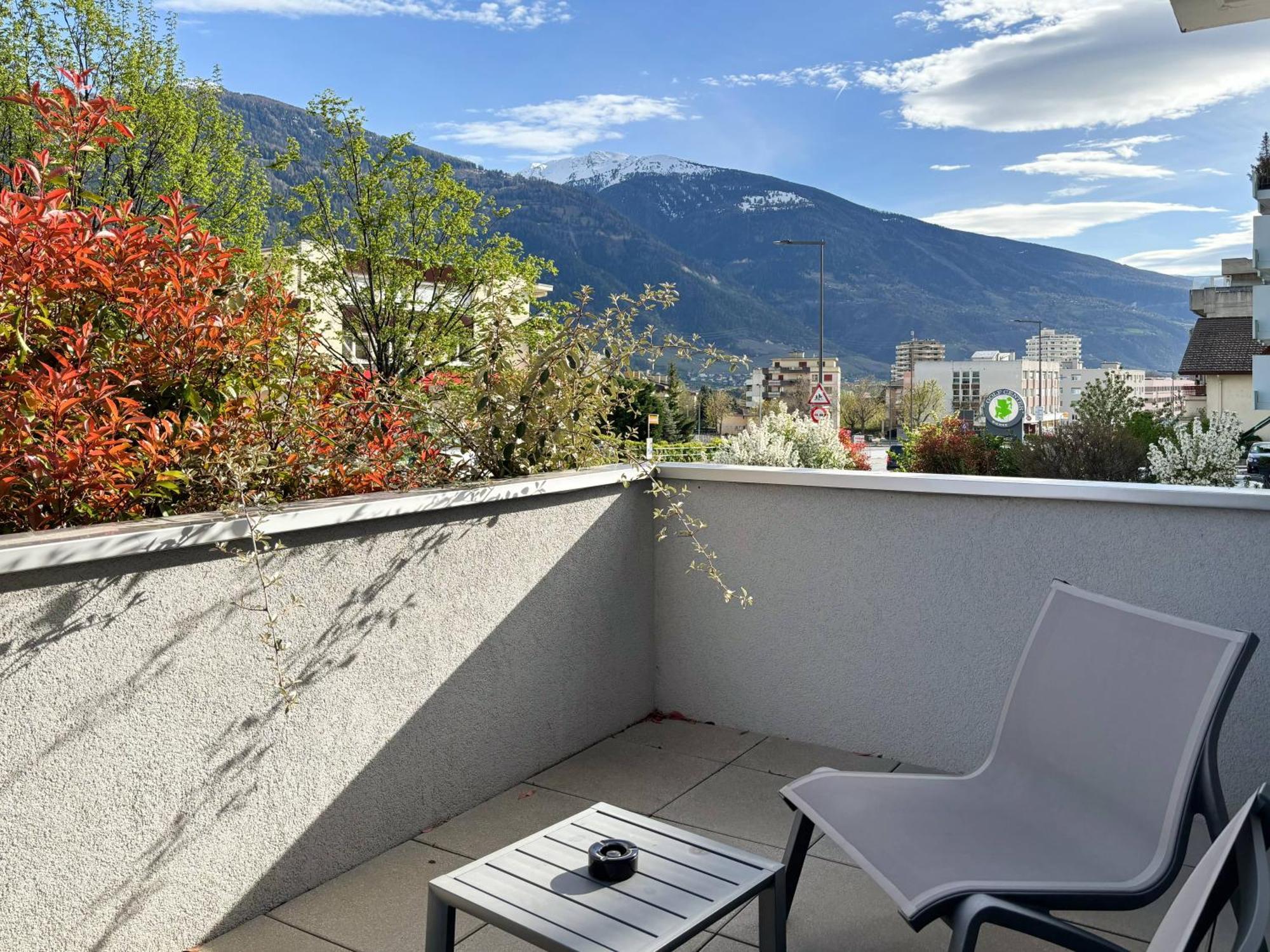 Nonanteneuf Appart Hotel Sierre - Contactless Check-In Εξωτερικό φωτογραφία